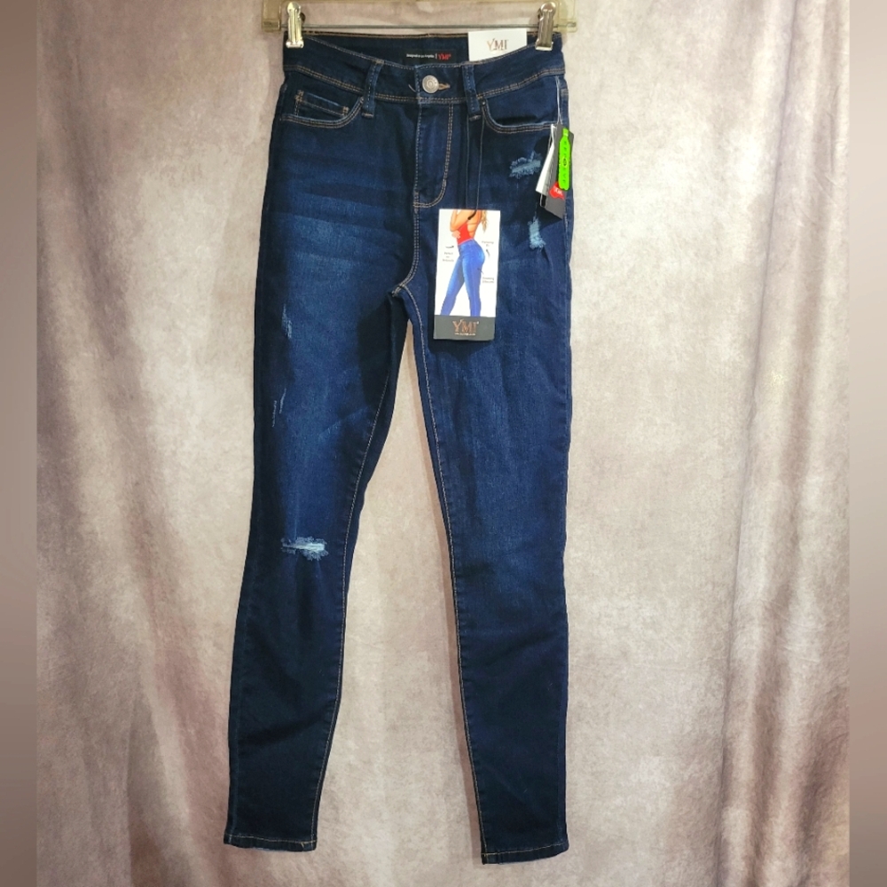 YMI Women's Dark Blue Skinny Jeans Size 3